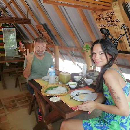 Dinna Nature Hostel Сигирия Экстерьер фото