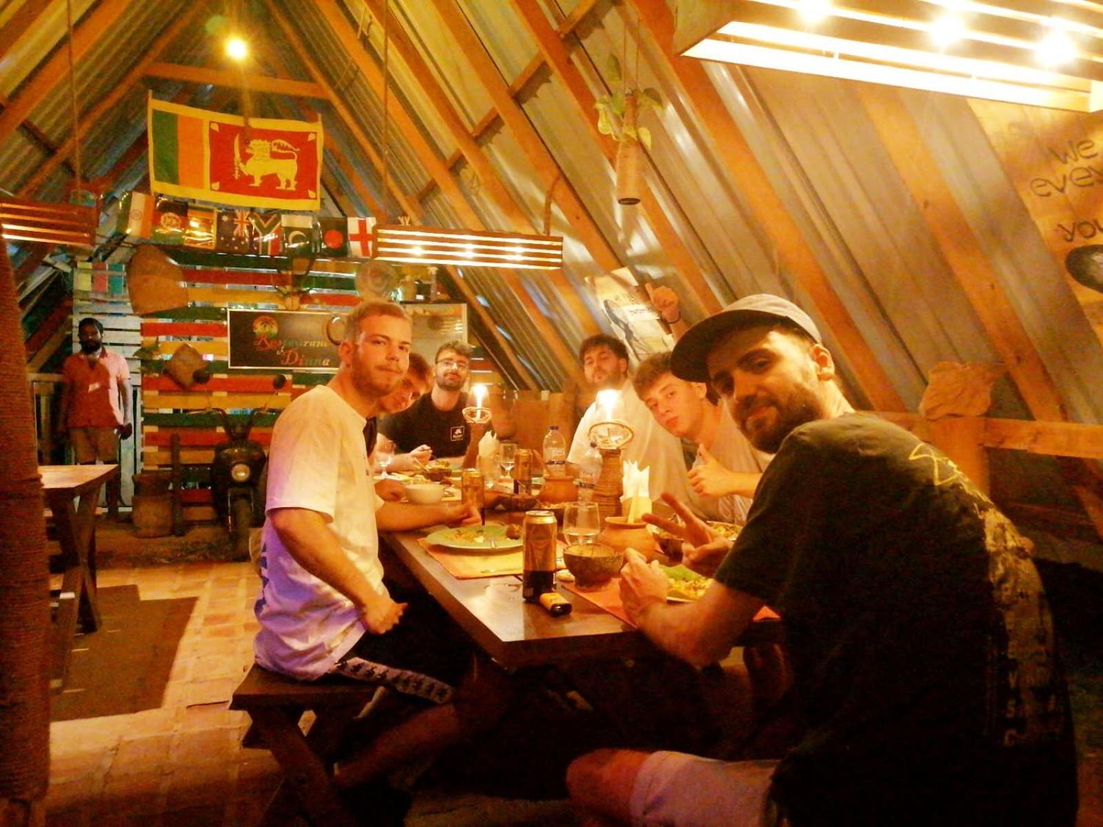 Dinna Nature Hostel Сигирия Экстерьер фото