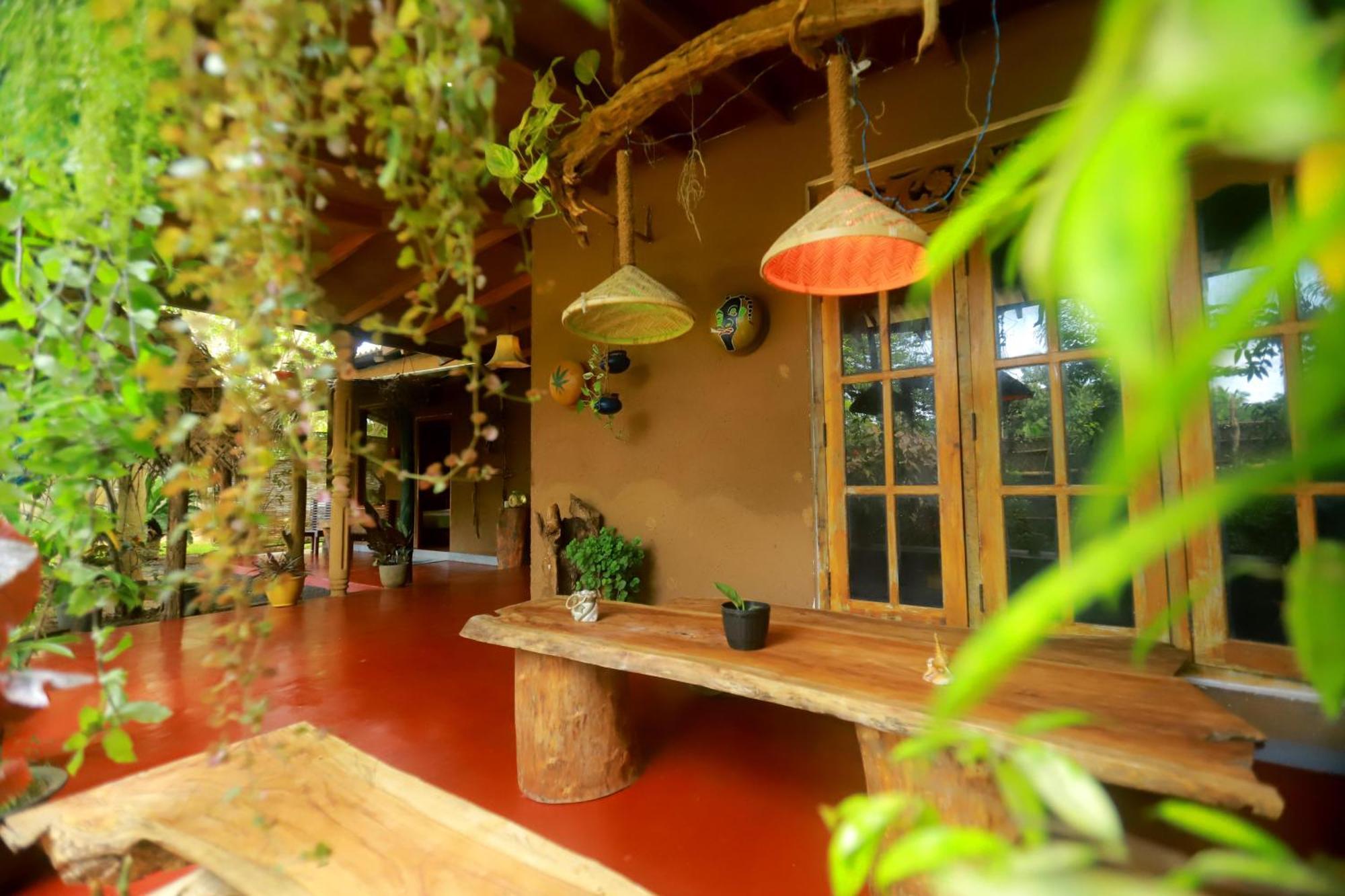 Dinna Nature Hostel Сигирия Экстерьер фото