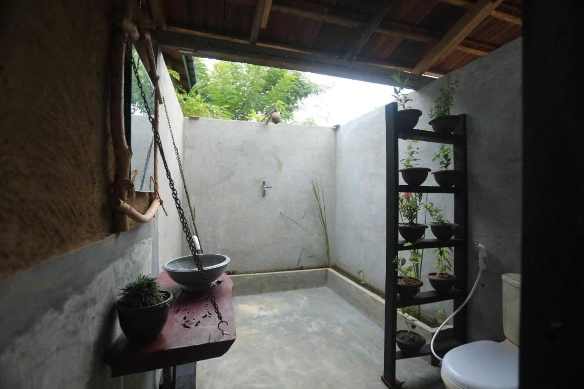 Dinna Nature Hostel Сигирия Экстерьер фото